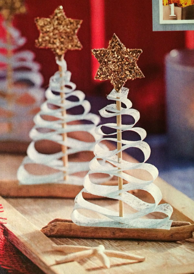 ukrasi božićno drvce