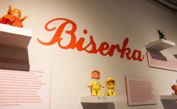 izložba školskih listova